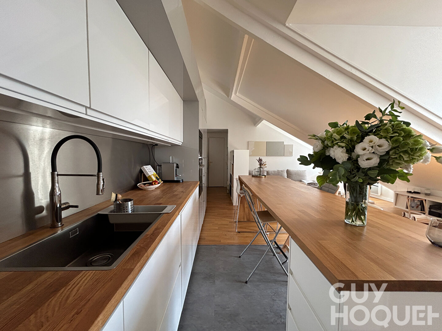 Versailles Chantiers - Magnifique et stylé, 56 m² Carrez / 75 m² au sol