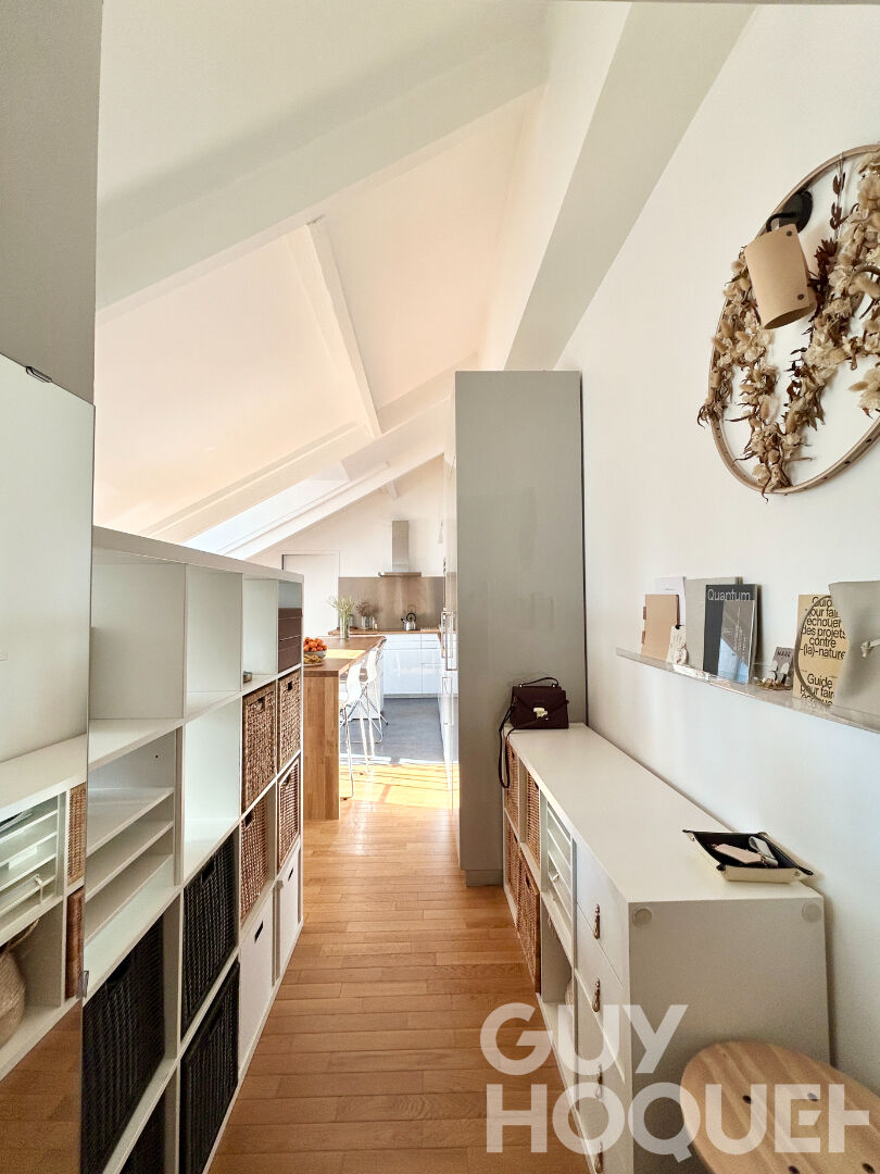 Versailles Chantiers - Dernier étage magnifique et avec style, 56 m² Carrez / 75 m² au sol