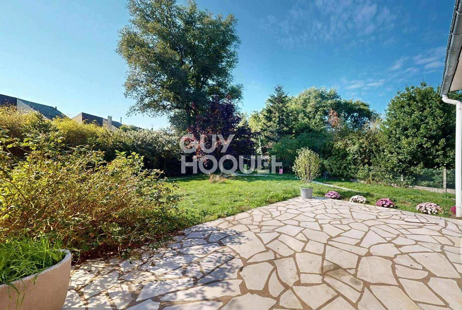 À VENDRE : MAISON - 5 CHAMBRES - JARDIN