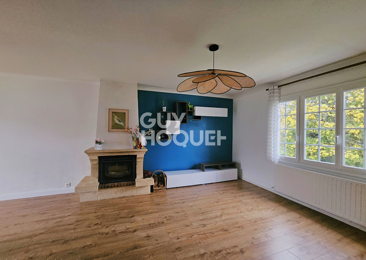 À VENDRE : MAISON - 5 CHAMBRES - JARDIN