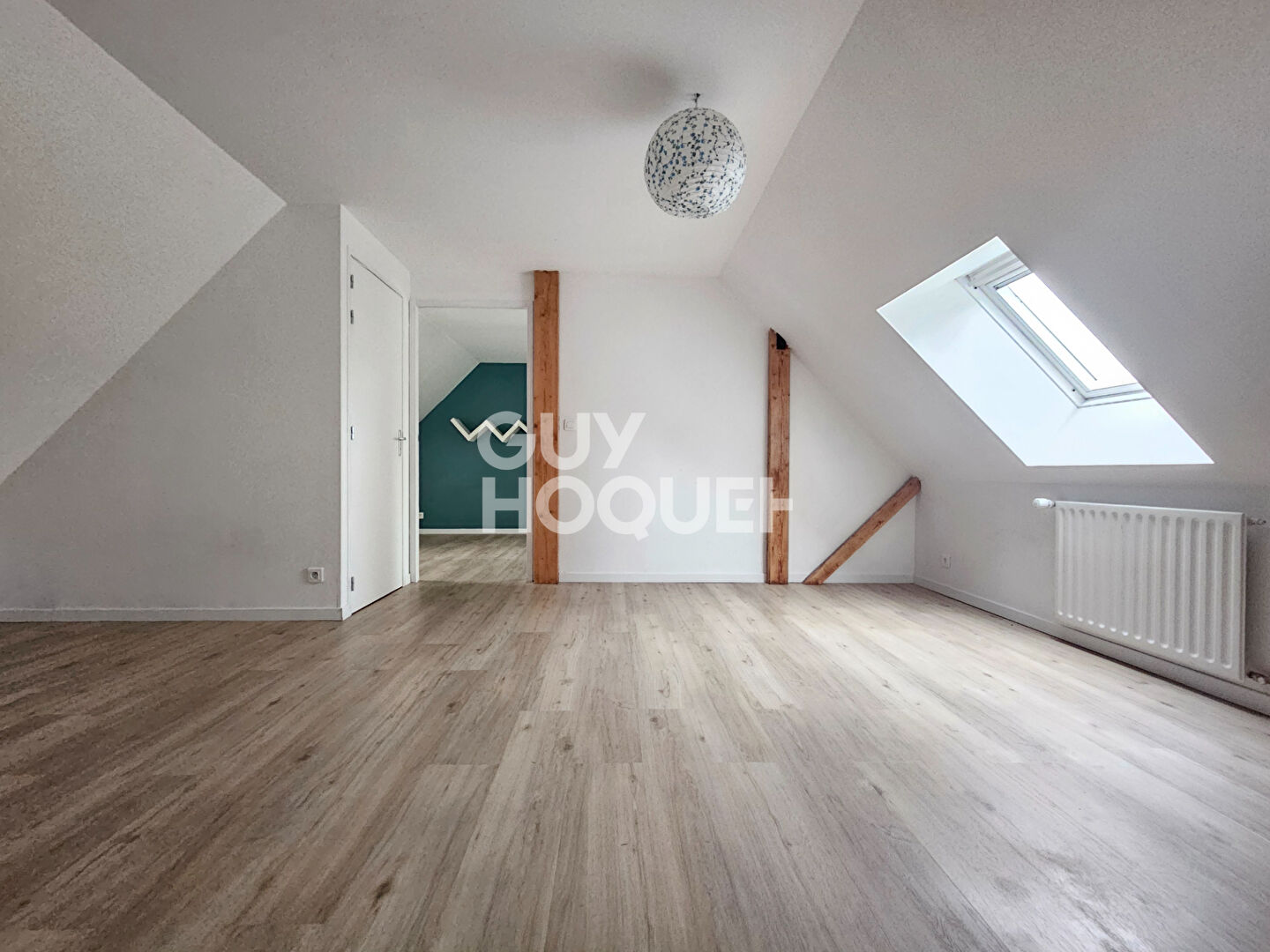 À VENDRE : MAISON - 5 CHAMBRES - JARDIN