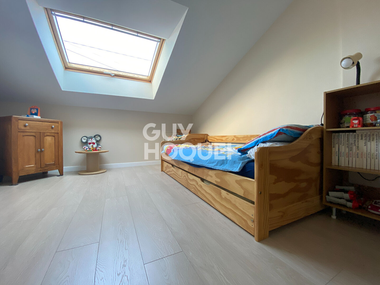 Maison au calme avec jardin arboré