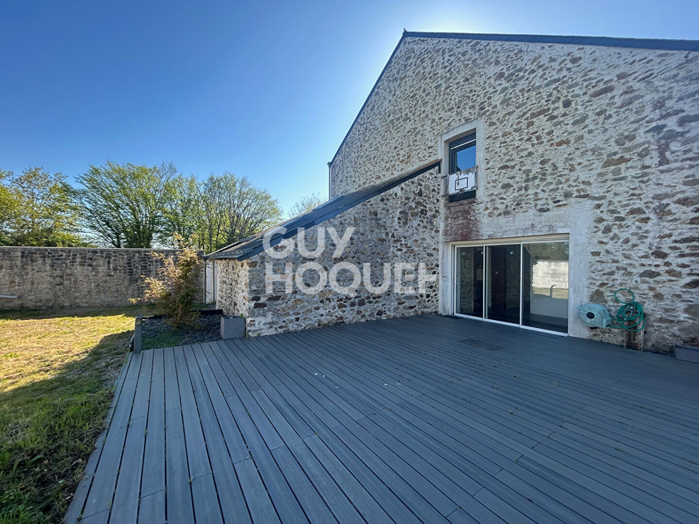 Maison  7 pièce(s) 180 m2