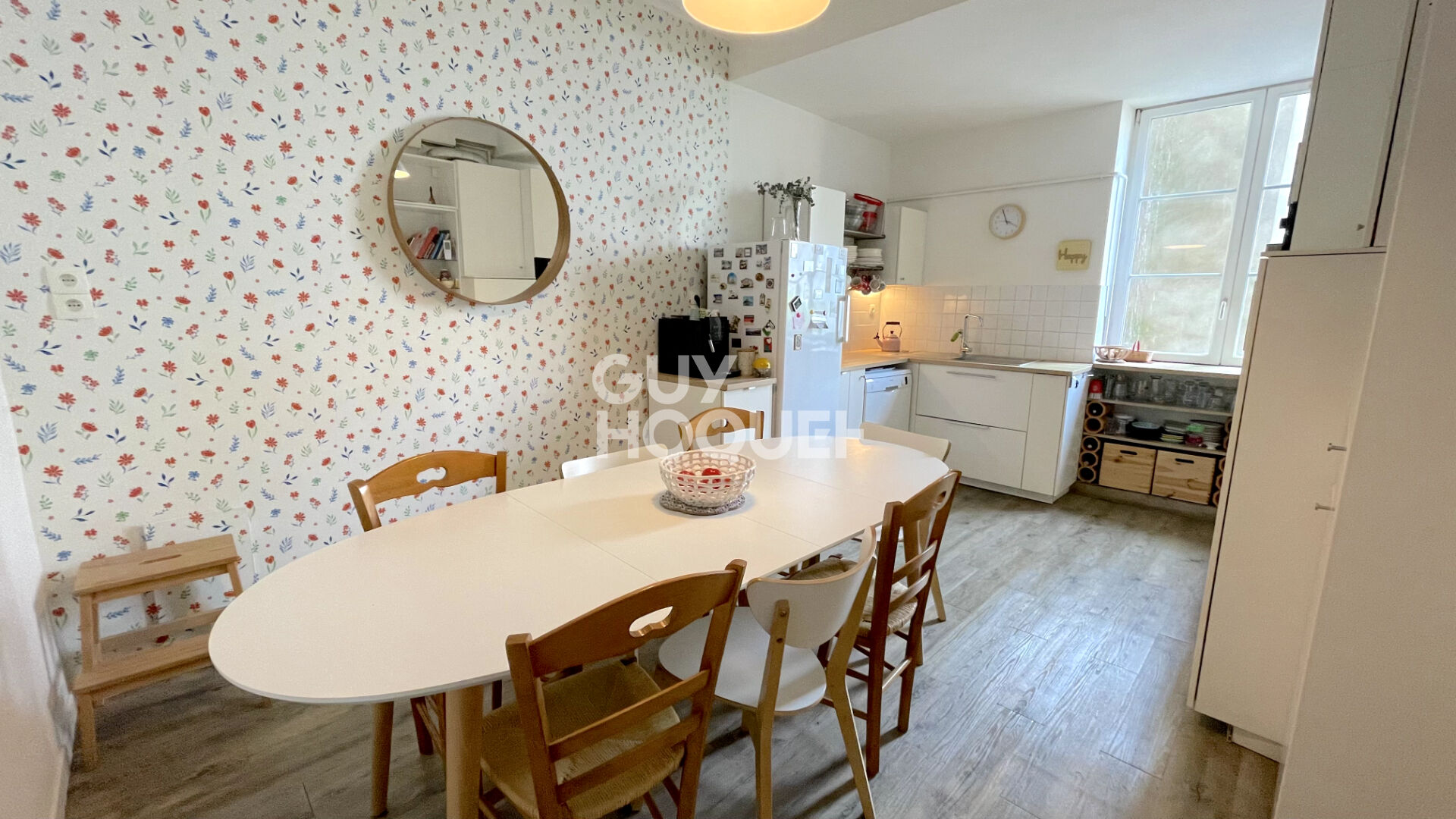 Bel appartement familial lumineux avec cachet de l'ancien