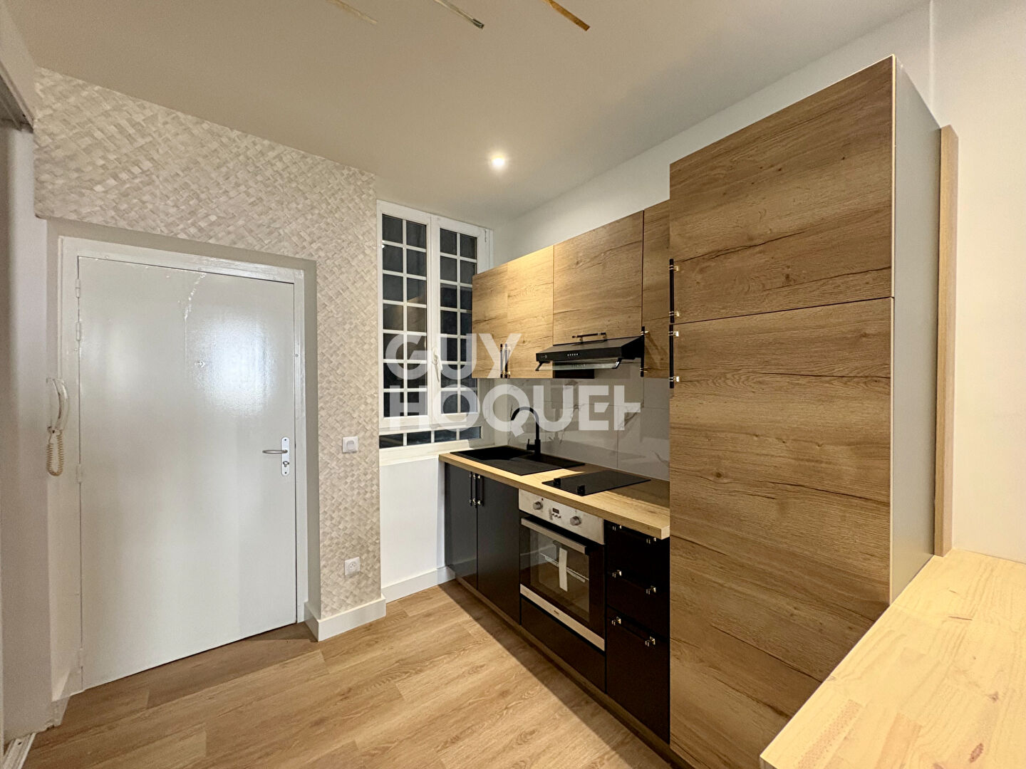 Exclusivité Guy Hoquet Nantes Saint-Donatien ? T1 rénové ? Quai de la Fosse