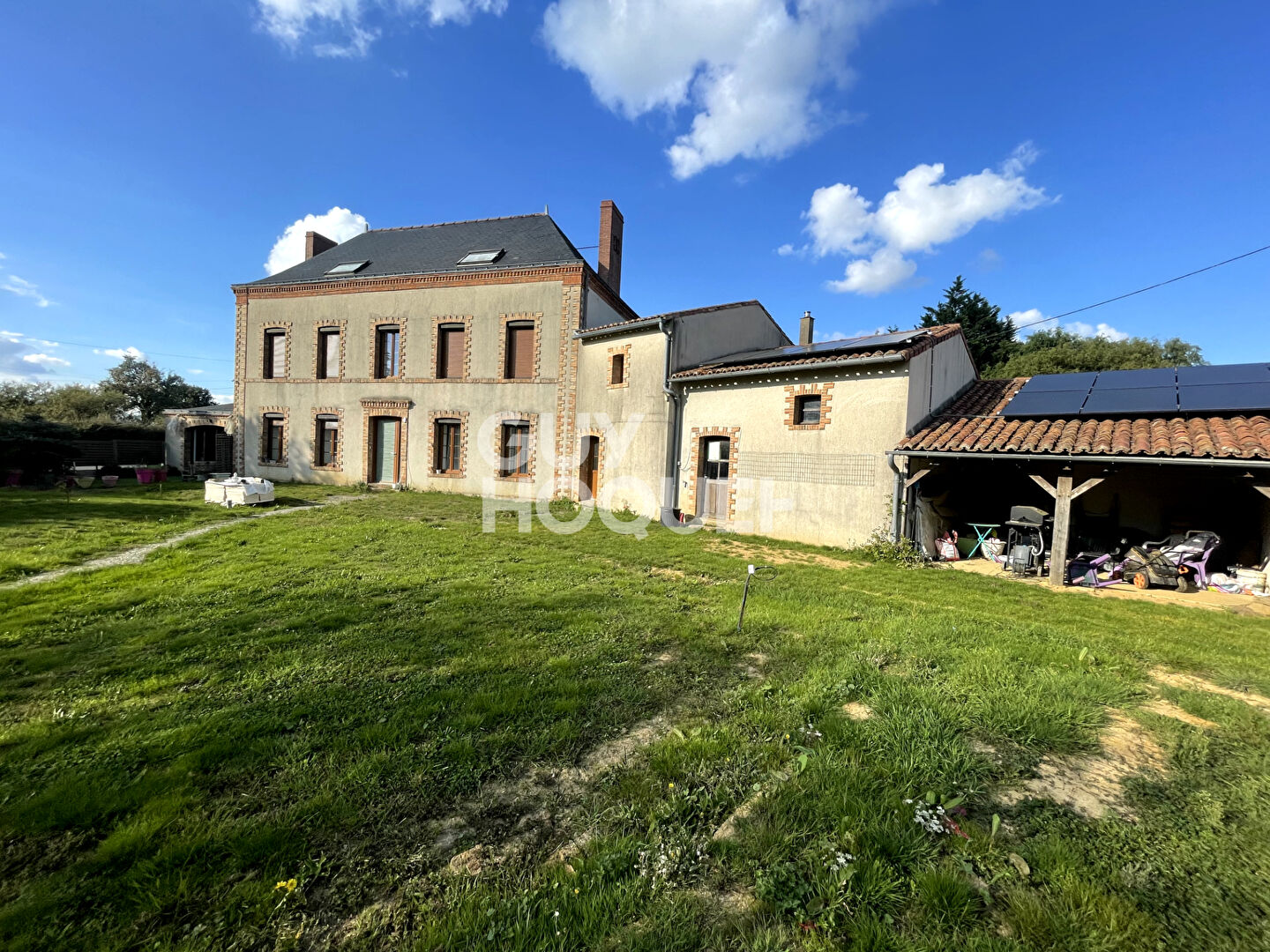 Maison Le May Sur Evre 16 pièce(s) 250 m2