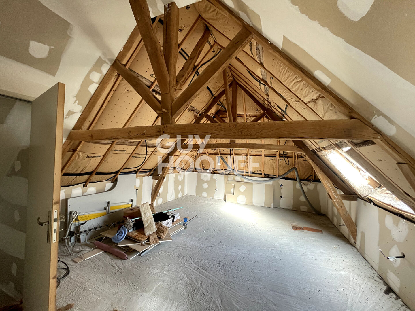 Maison Le May Sur Evre 16 pièce(s) 250 m2