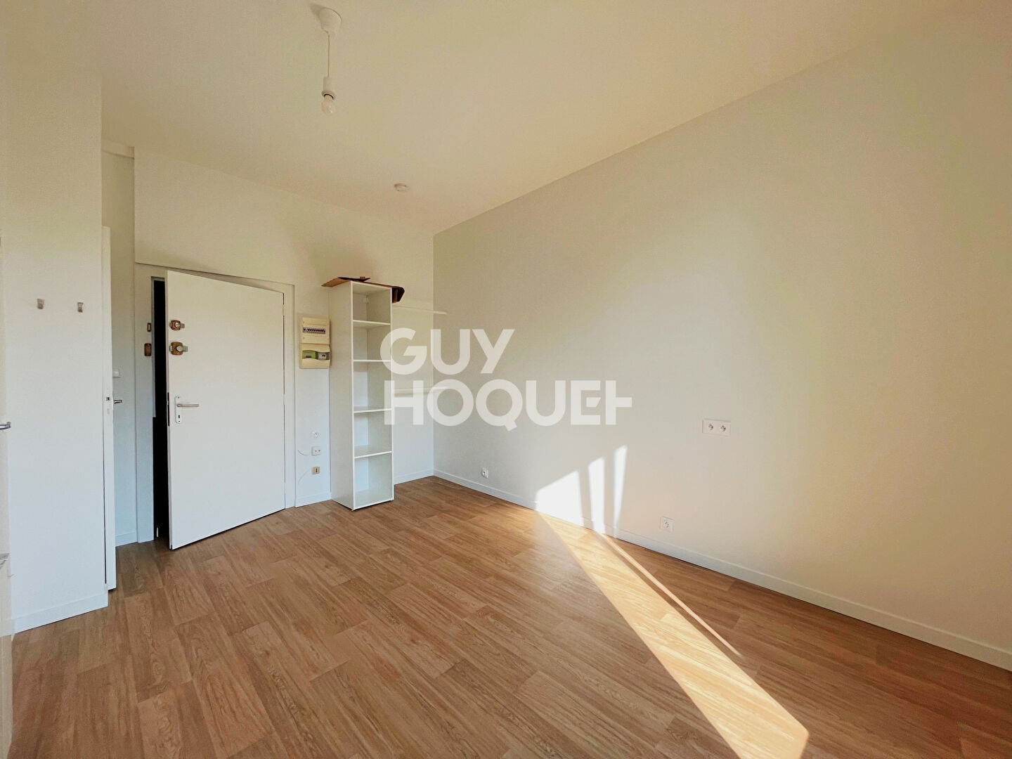 STUDIO RÉNOVÉ CENTRE VILLE