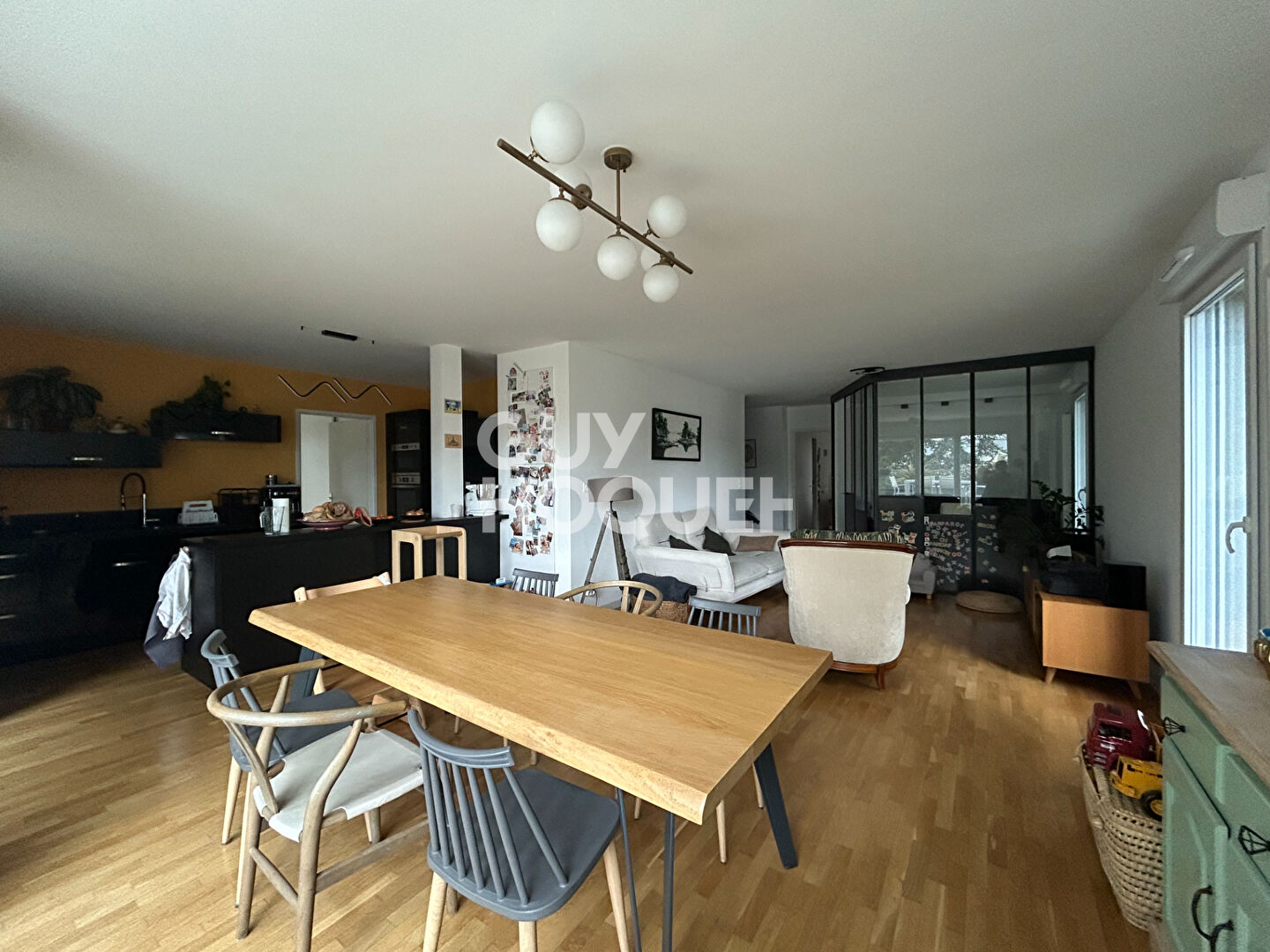 Appartement dernier étage avec grande terrasse