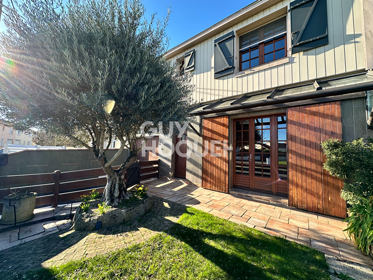 Maison familiale 4 chambres avec jardin, garage et atelier ? Saint-Sébastien-sur-Loire