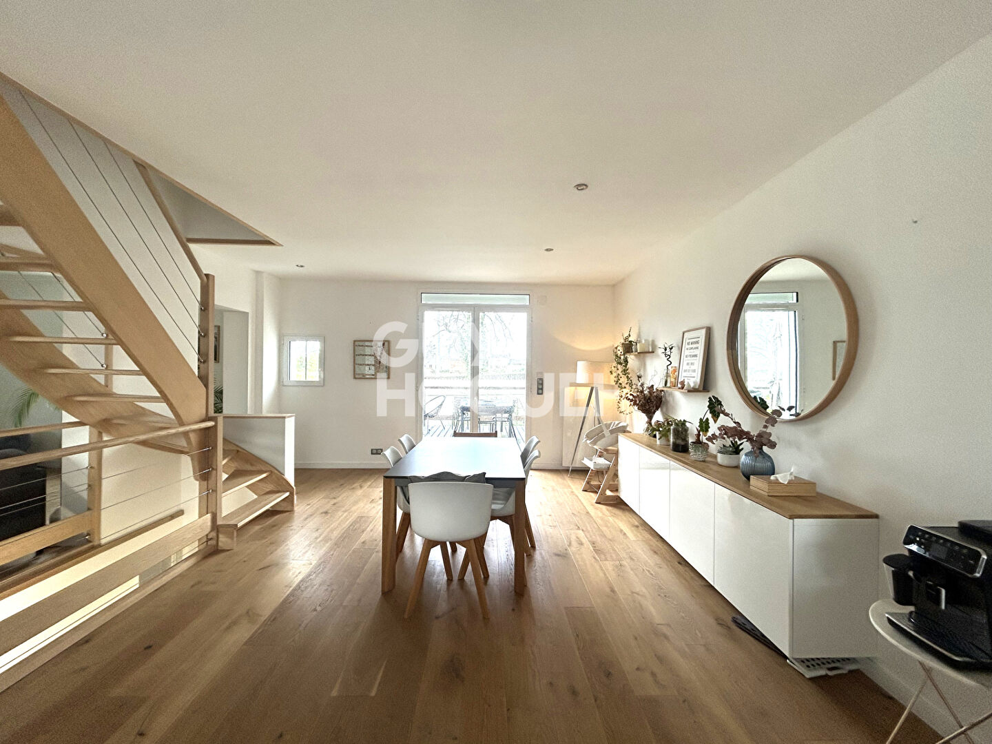 Maison familiale avec jardin et grand garage Nantes