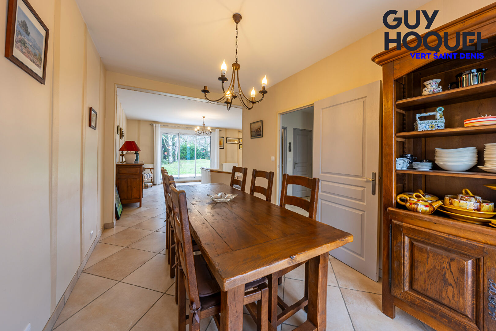 Maison Vert Saint Denis 6 pièces 130.7 m2 avec chambre au REZ-DE-CHAUSSEE