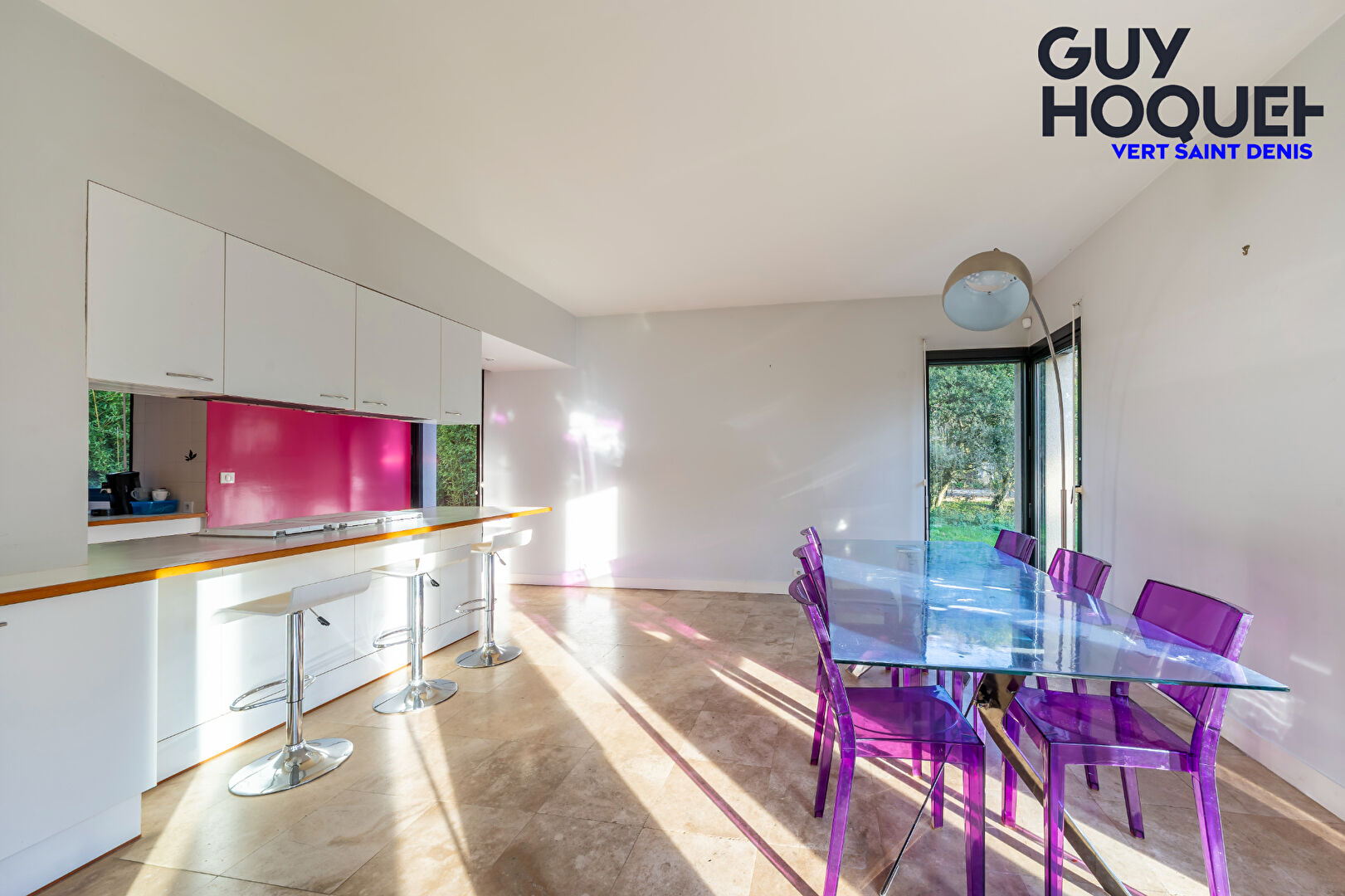 Maison d'architecte  214 m² sur parc de 7 400 m²  Seine-Port