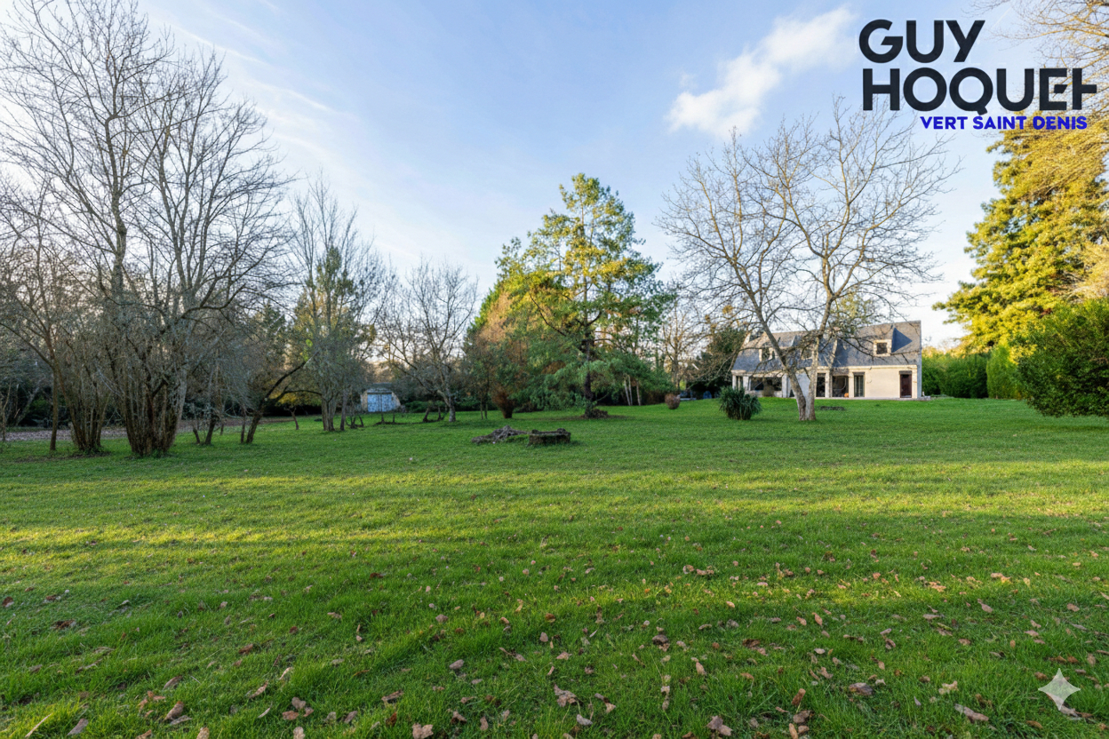 Maison d'architecte  214 m² sur parc de 7 400 m²  Seine-Port