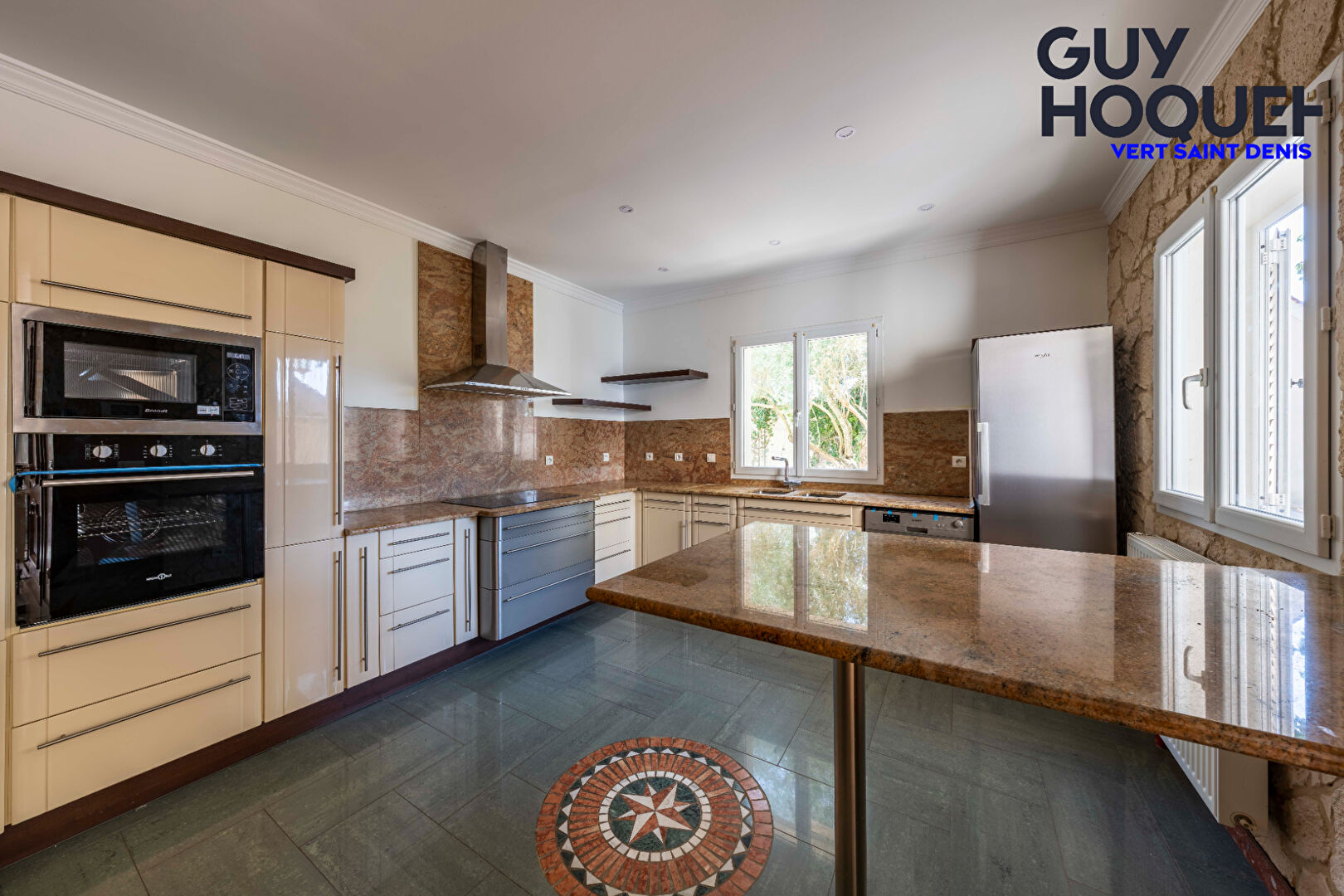 Maison Vert Saint Denis 7 pièce(s) 198 m2