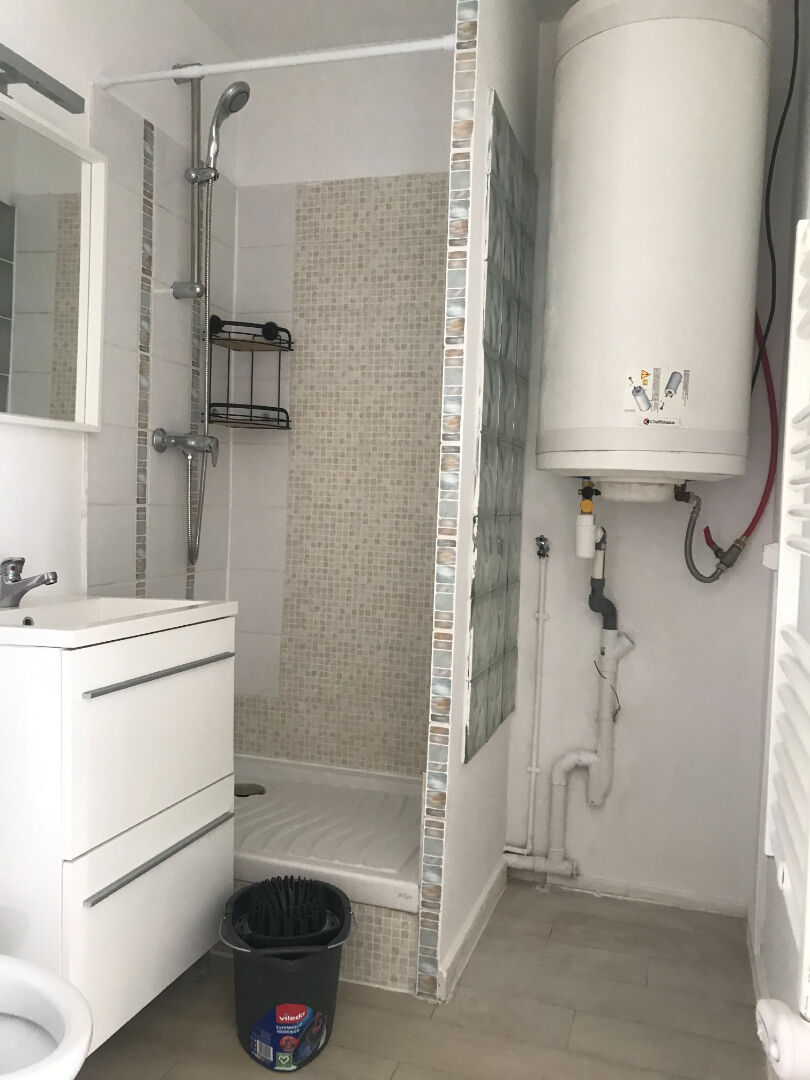 INVESTISSEMENT LOCATIF - STUDIO en excellent état VENDU LOUE