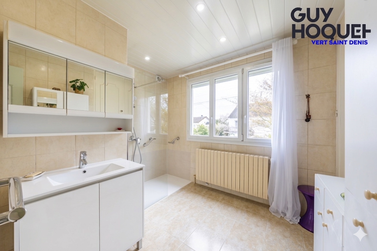 MAISON INDIVIDUELLE DE PLAIN PIED - SOUS-SOL TOTAL - VERT SAINT DENIS /LA BUTTE AUX FEVES