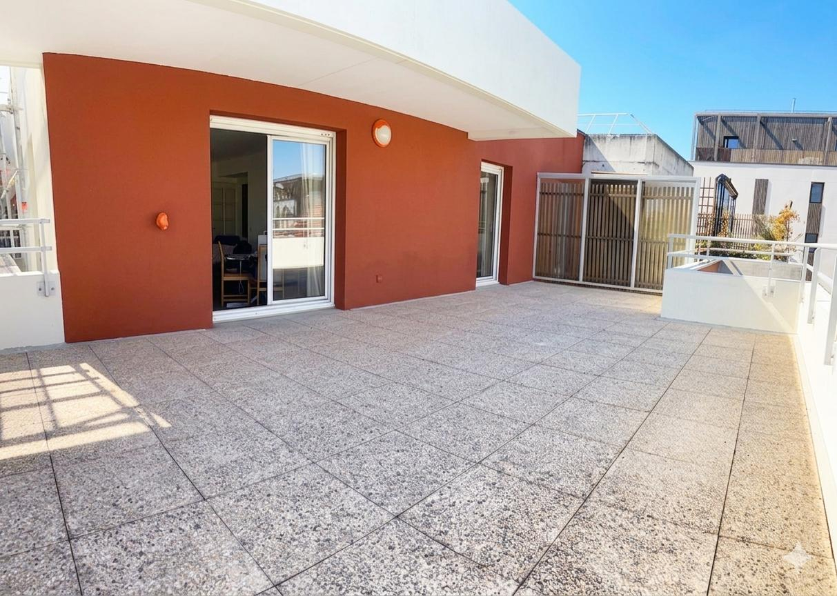 Grand appartement familial  111,6 m² avec terrasse de 33 m²