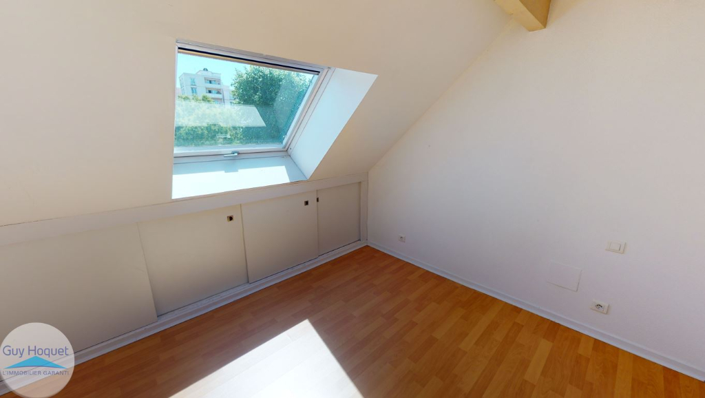 À louer, appartement d'environ 85 m², 4 pièces à VESOUL (70000).