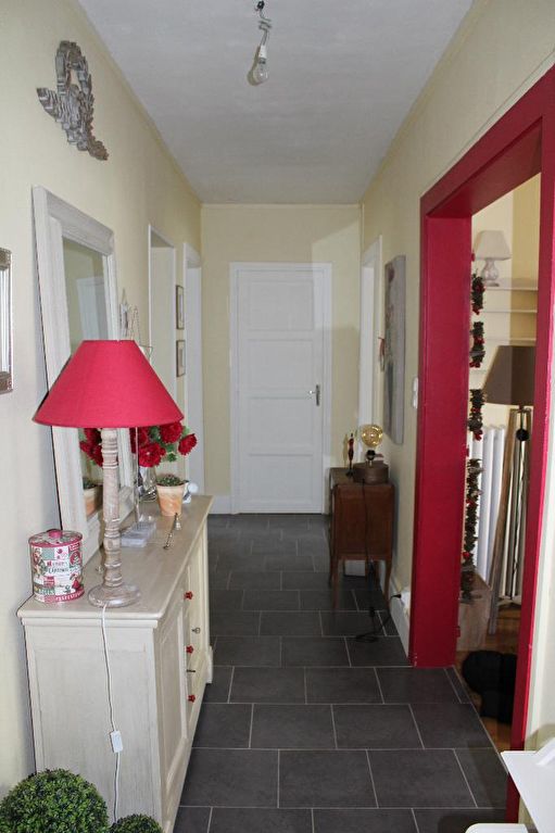 À louer, appartement de 77 m², 3 pièces à VESOUL (70000).