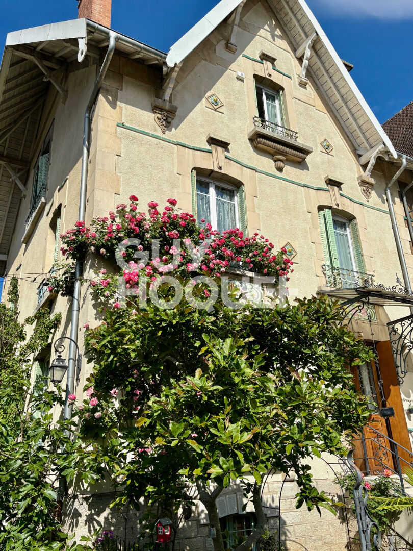 Grande maison 6 chambres à VESOUL