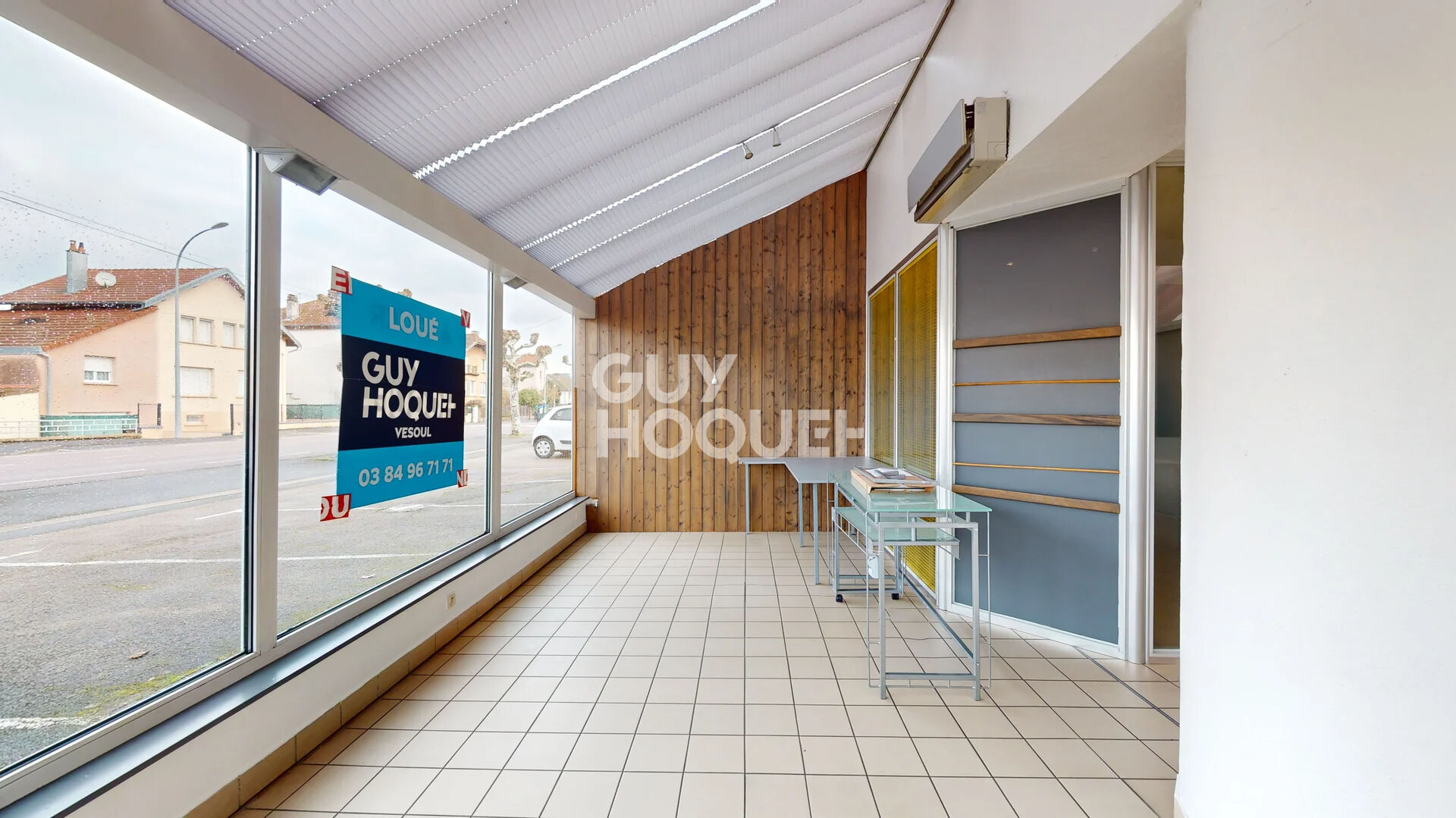 Local commercial 84.86 m²