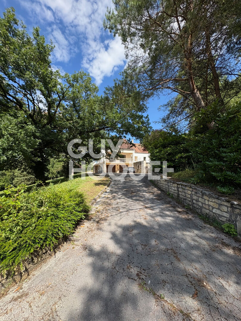 Belle maison avec vue imprenable sur la campagne
