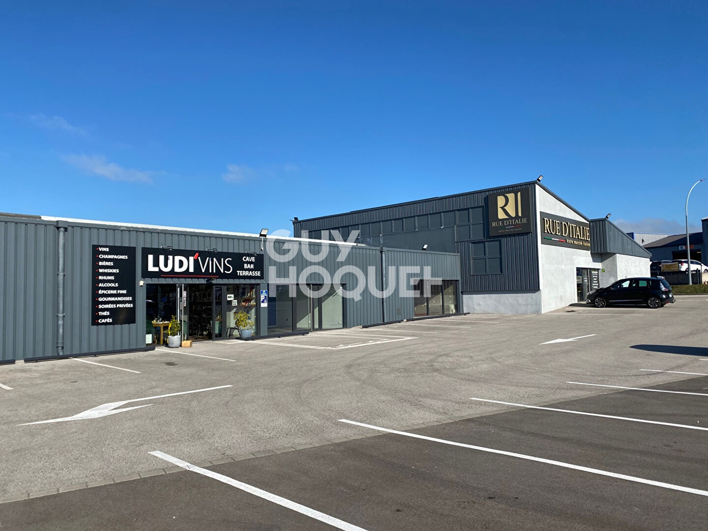 Local commercial Pusey223 m2
