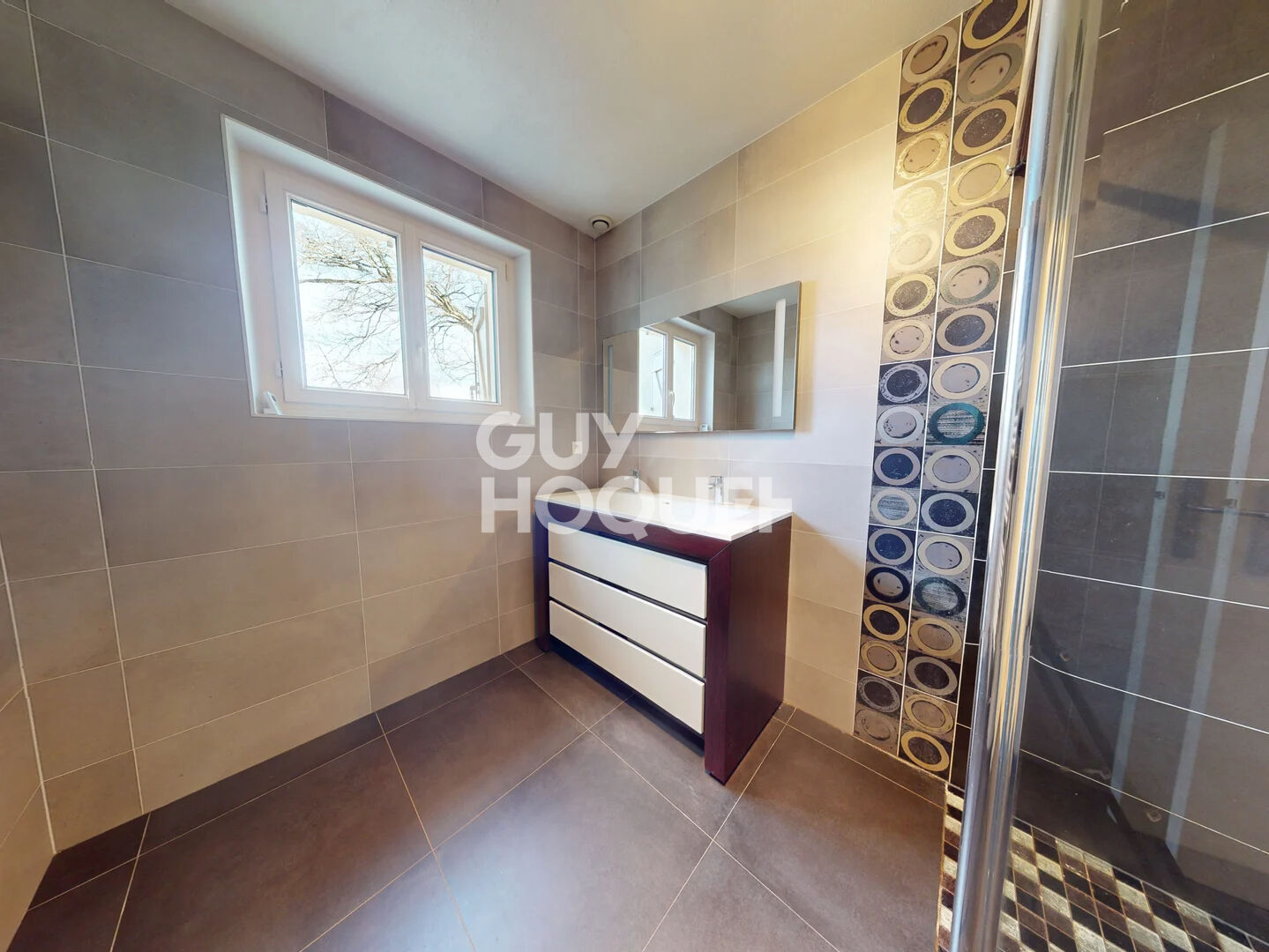 Maison Vellefaux 150 m²