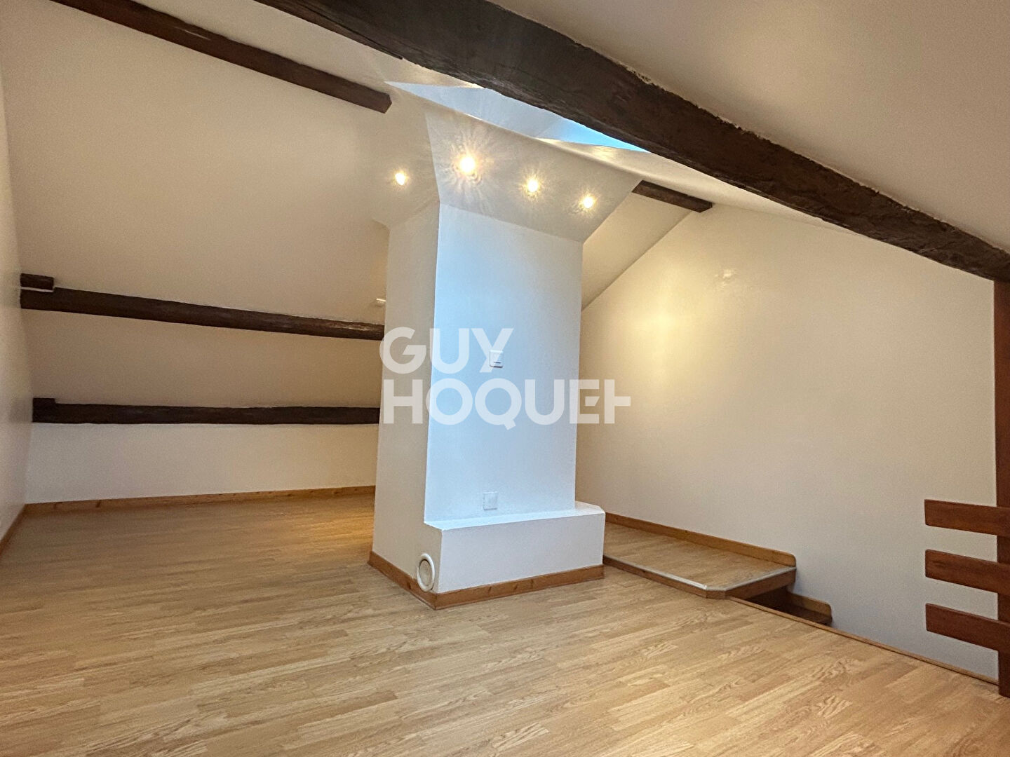 Maison  4 pièce(s) 61.25 m2