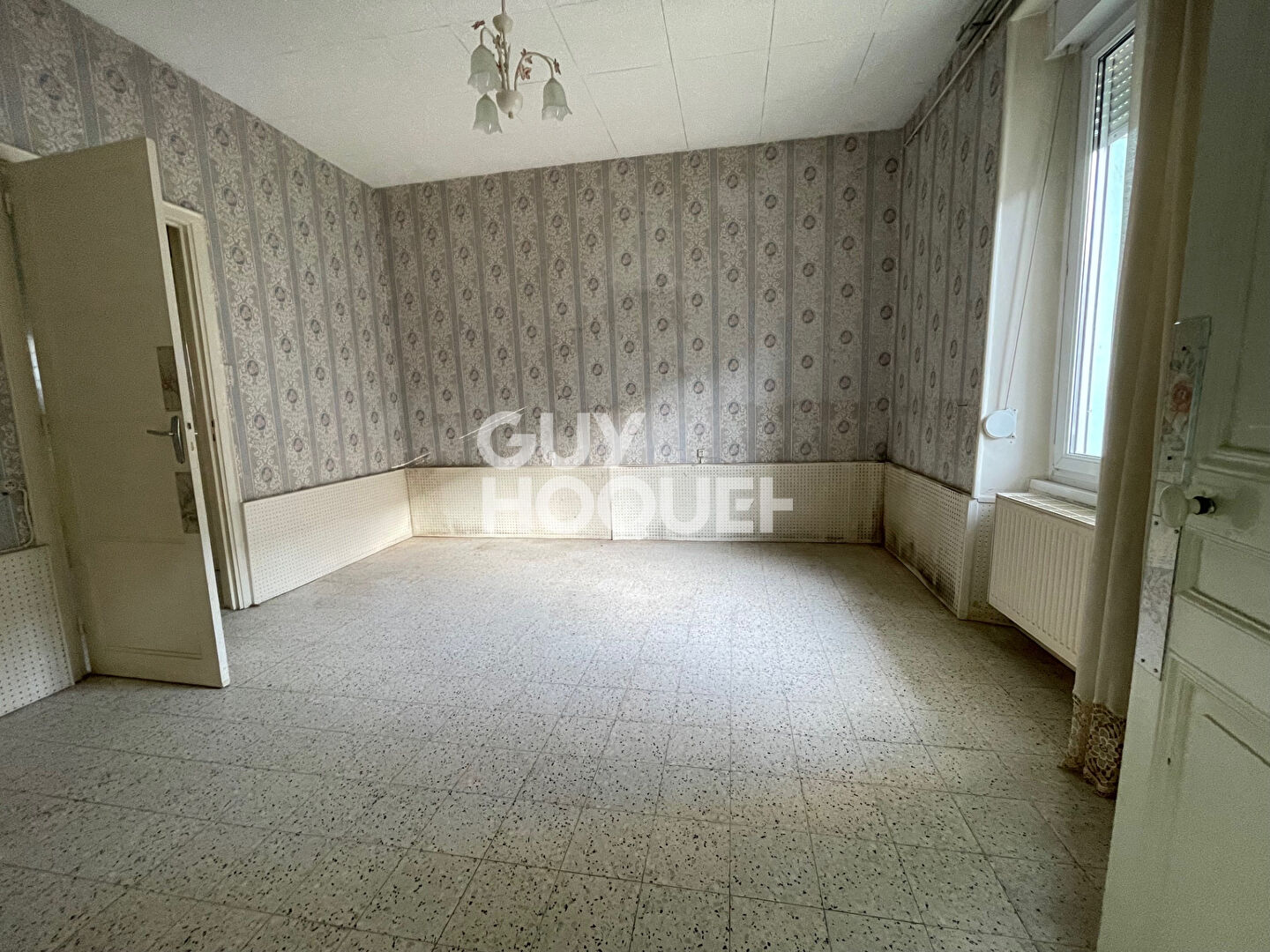 Maison centre ville de Vesoul 8 pièce(s) 136 m2