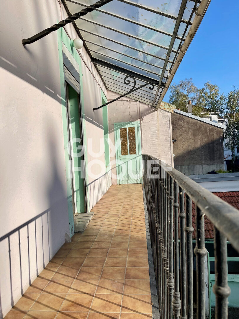 Maison centre ville de Vesoul 8 pièce(s) 136 m2