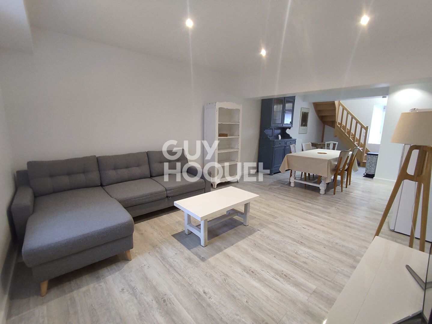 T2  MEUBLE DUPLEX - Saint Vit  - 51 m² - Libre au 01/02/2026