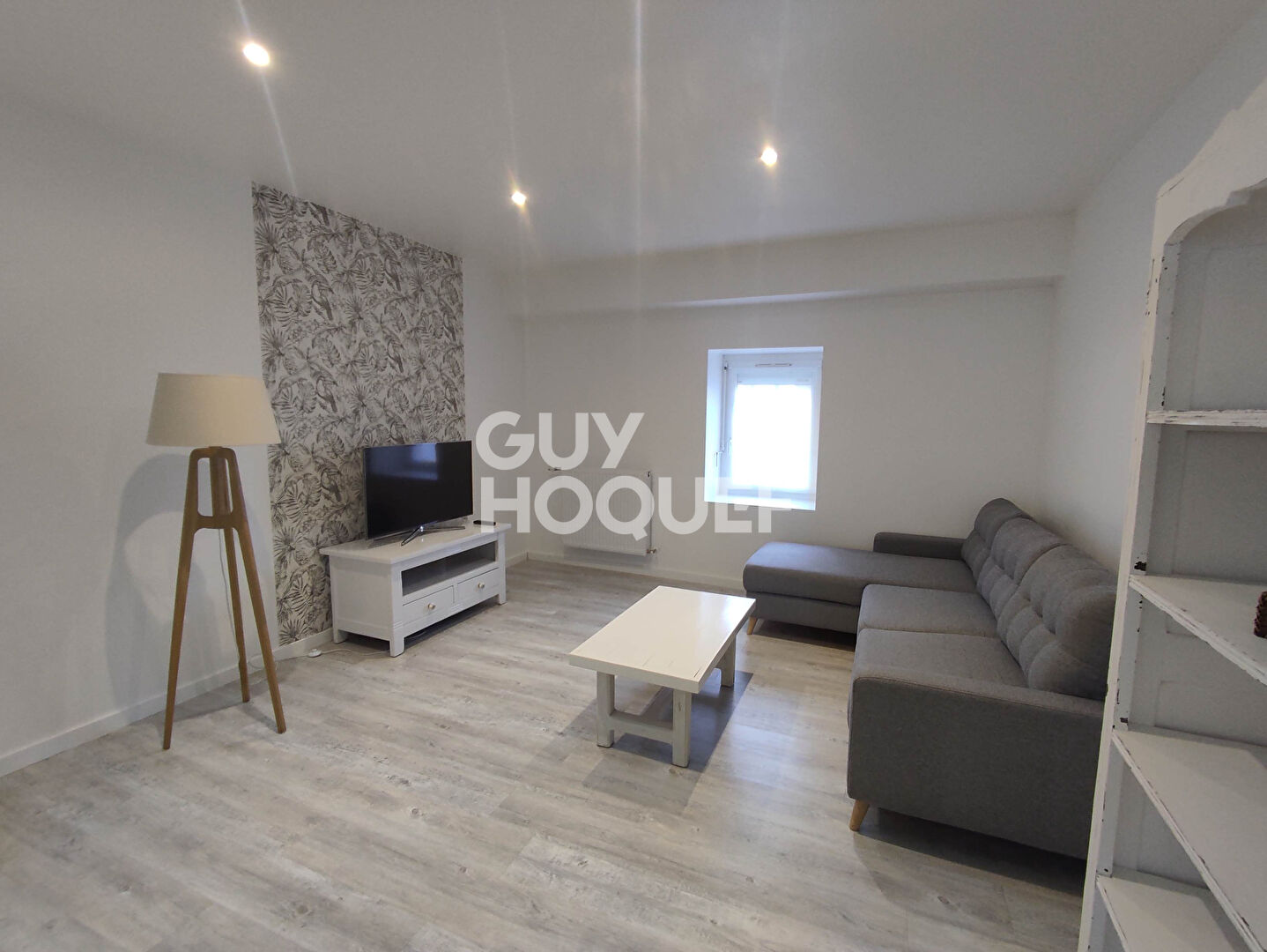 T2  MEUBLE DUPLEX - Saint Vit  - 51 m² - Libre au 01/02/2026