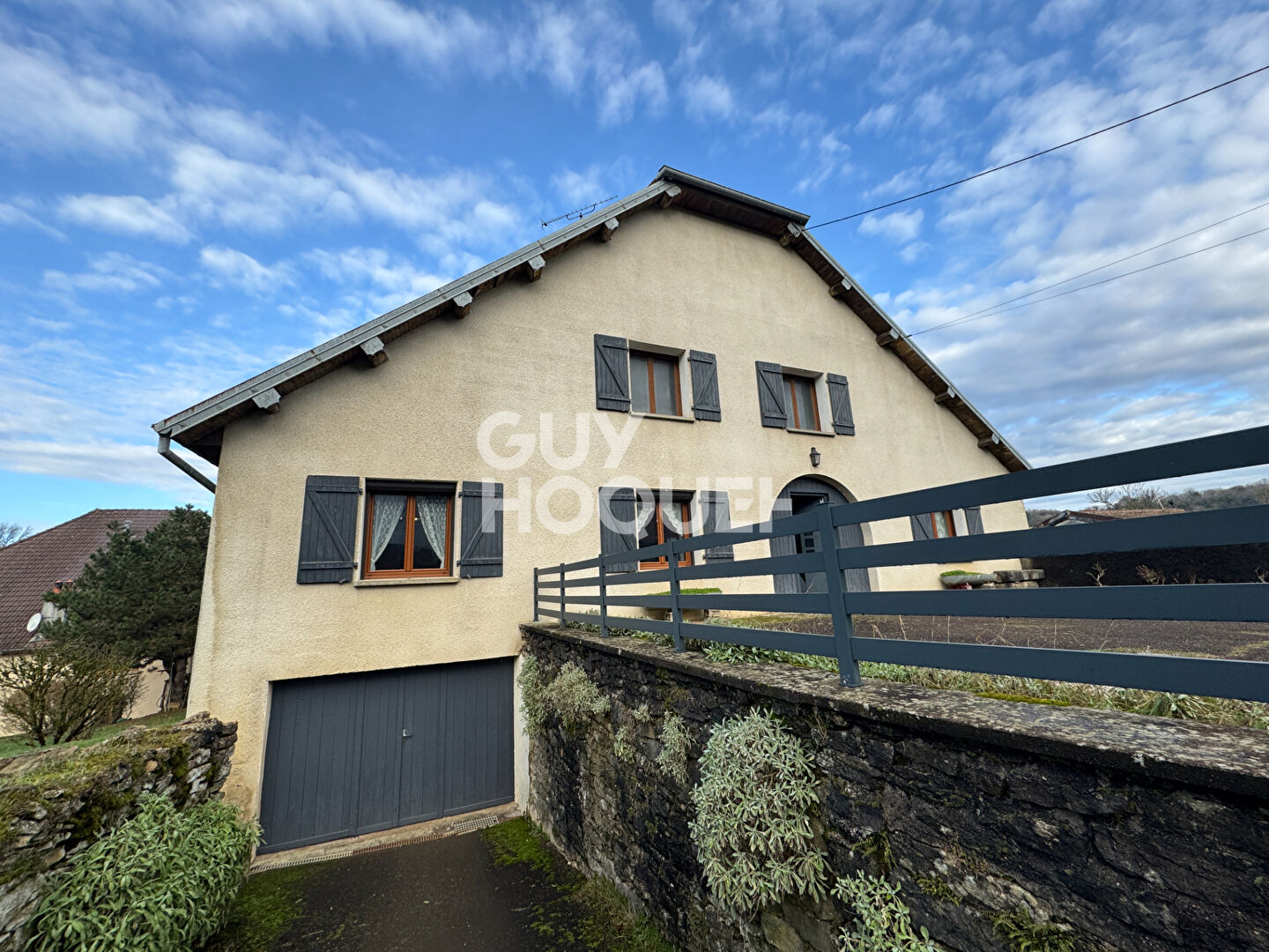 Maison de pierre Baume les dames 4 chambres