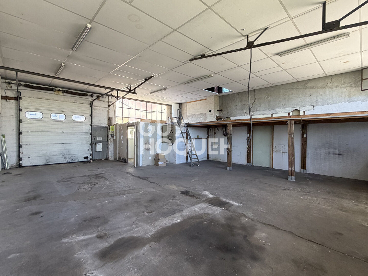 Entrepôt / local industriel Navenne 120 m2