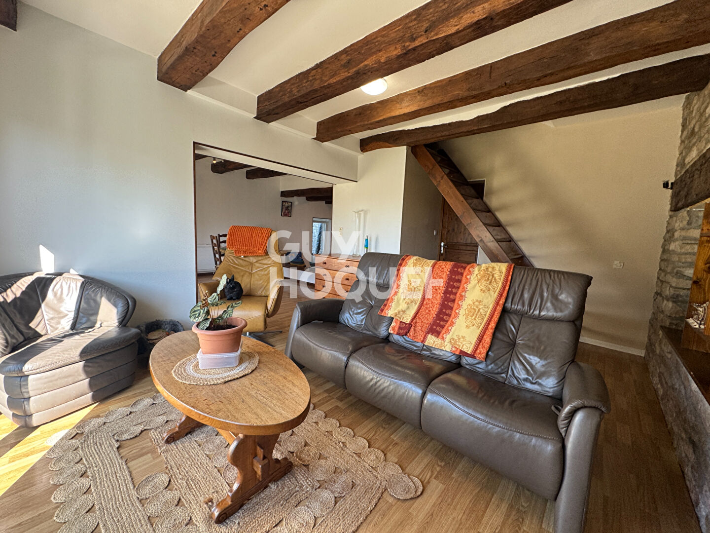 Maison Pouilley Francais 5 pièce(s) 220 m2