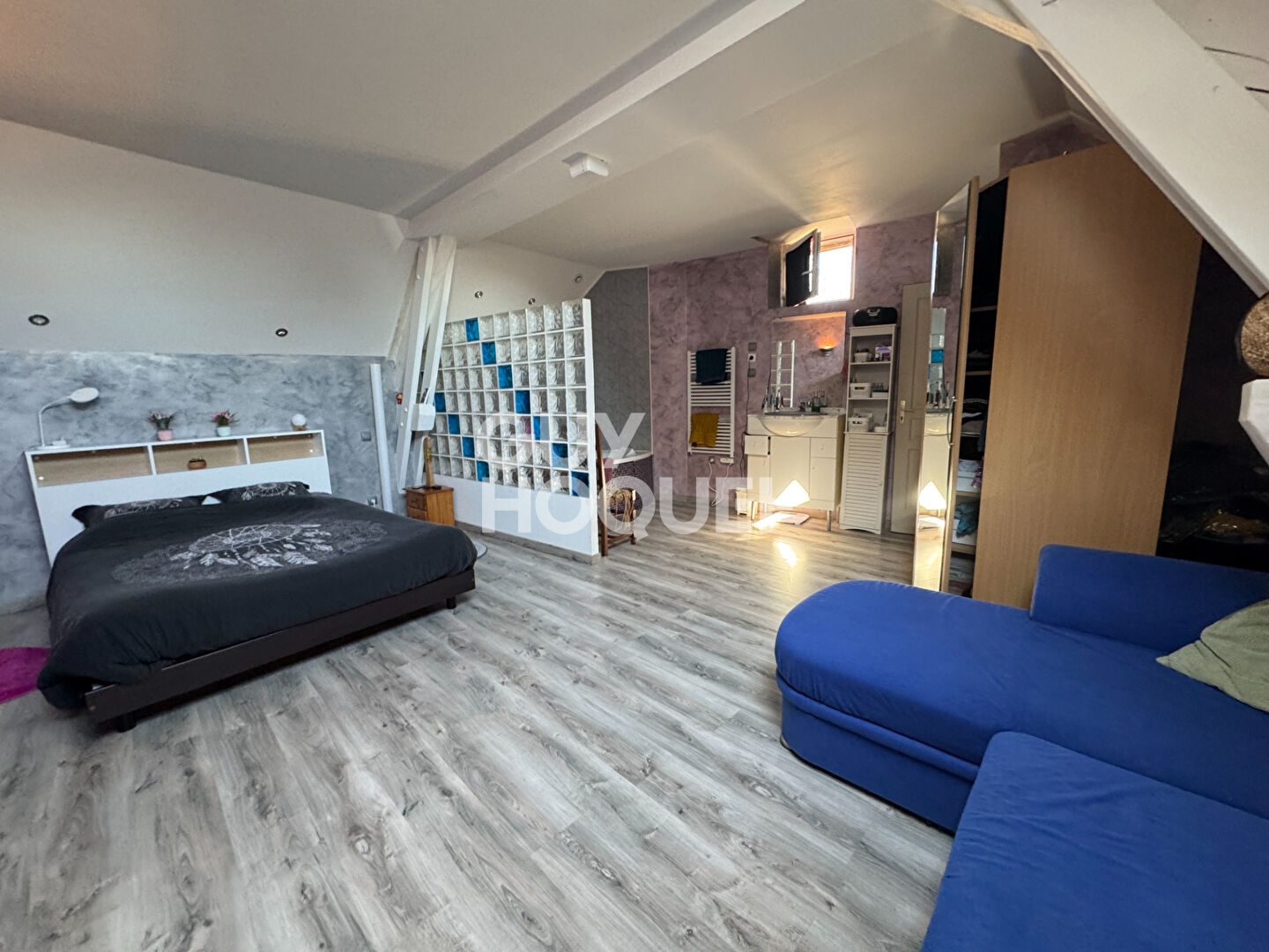 Maison Pouilley Francais 5 pièce(s) 220 m2