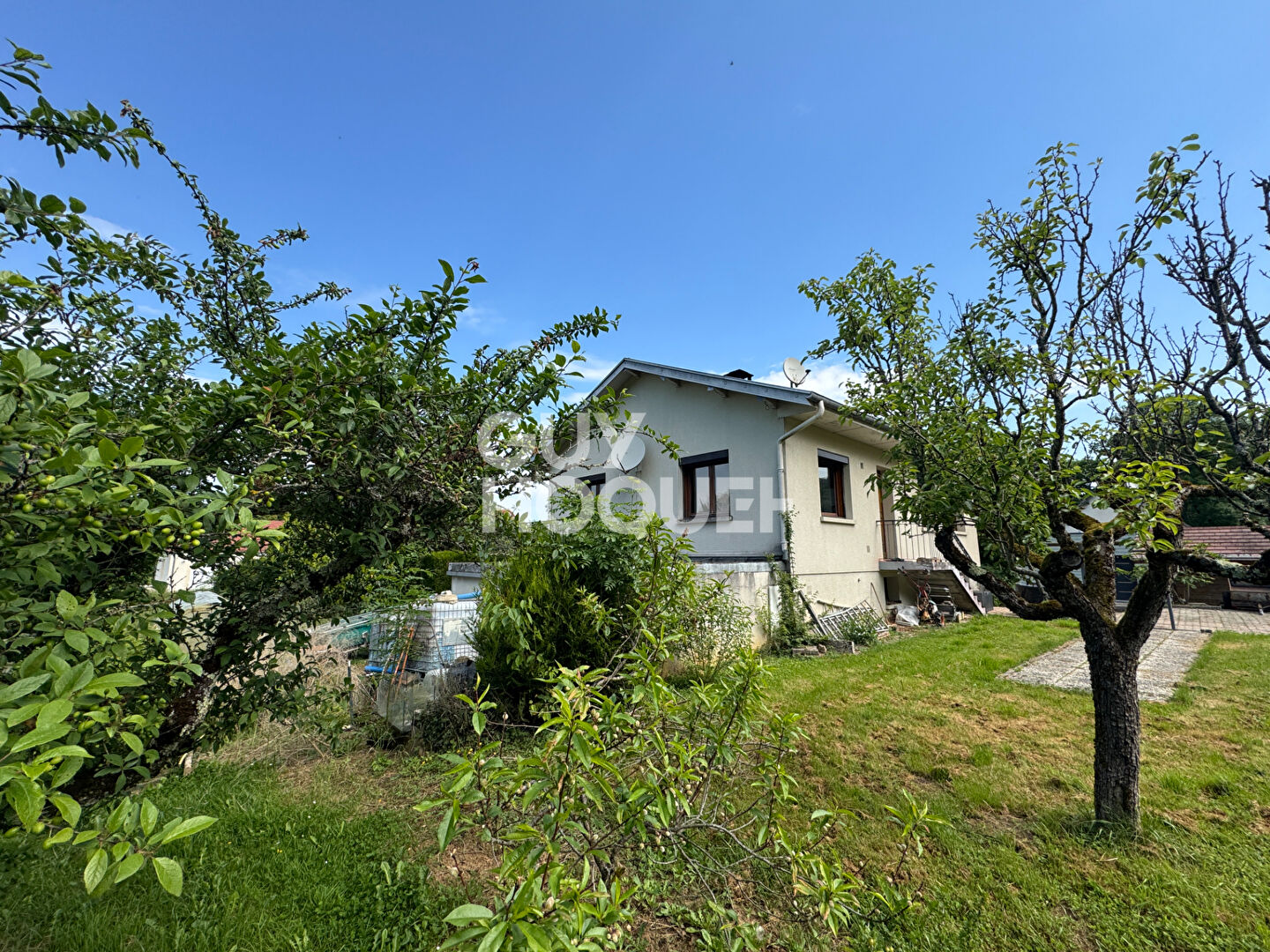 Maison Busy 3 pièce(s) 80 m2 avec terrain 2425m2