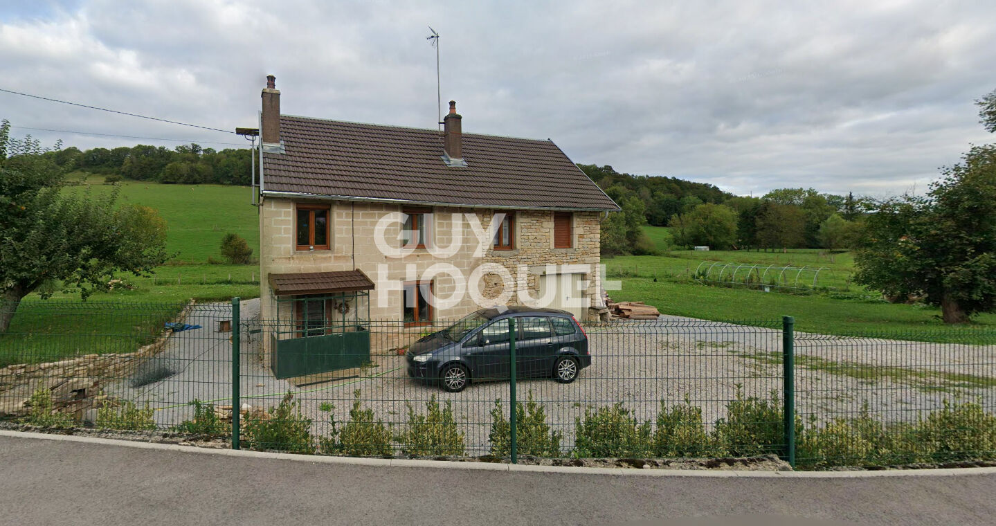 Maison Pugey 3 pièce(s) 90 m2