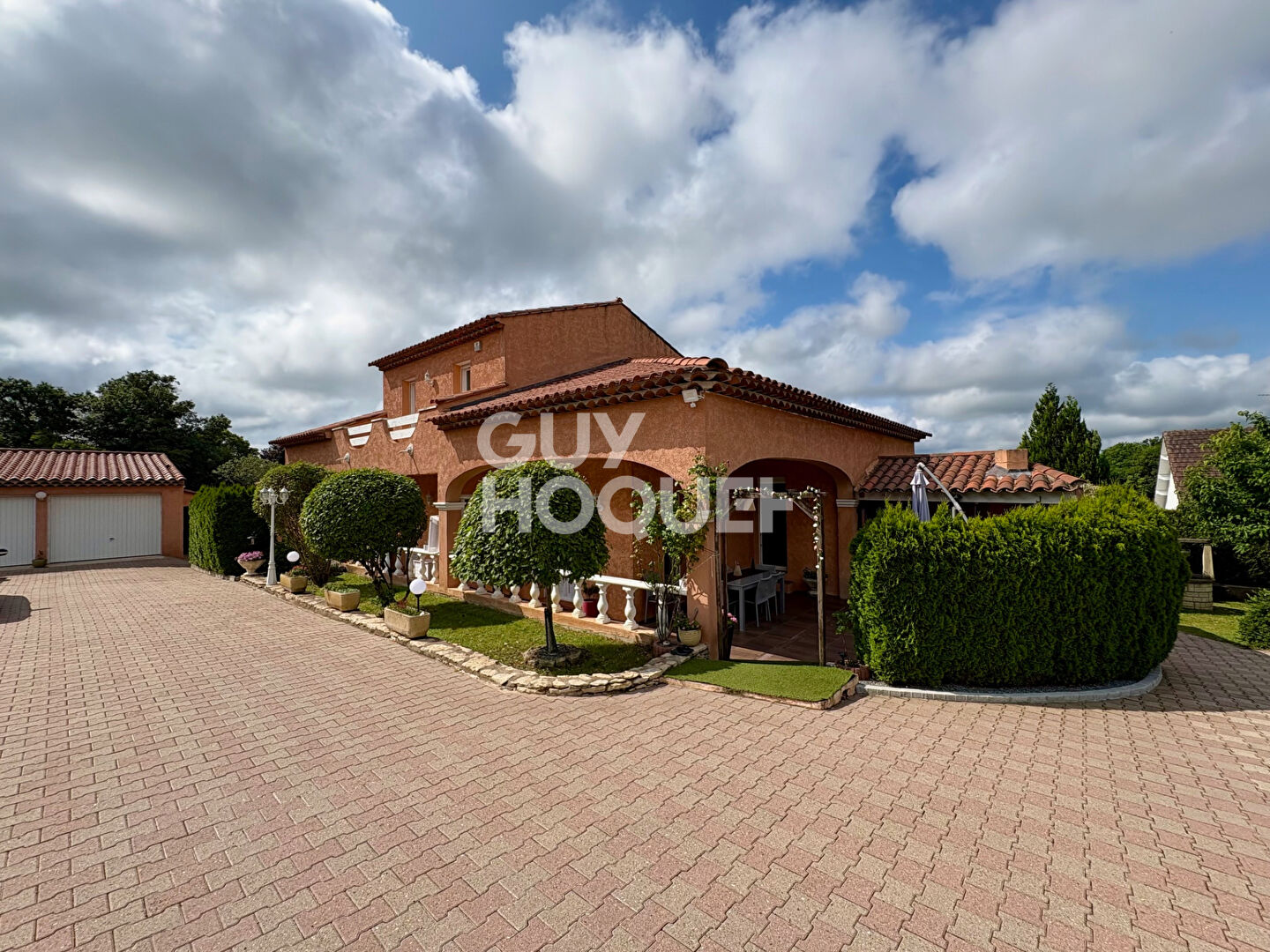 Maison  6 pièce(s) 190 m2