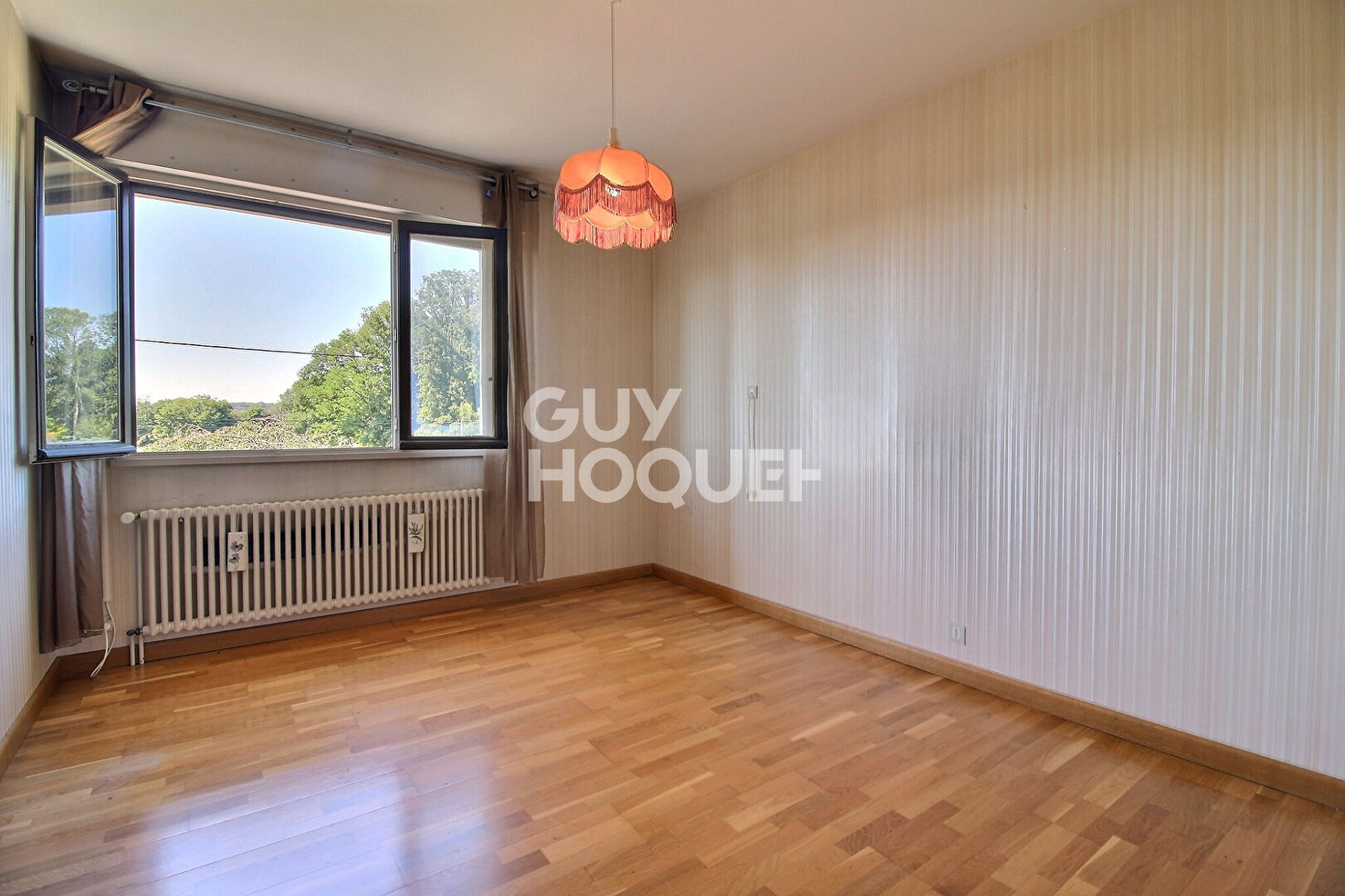 Grande Maison Familiale à FRAISANS