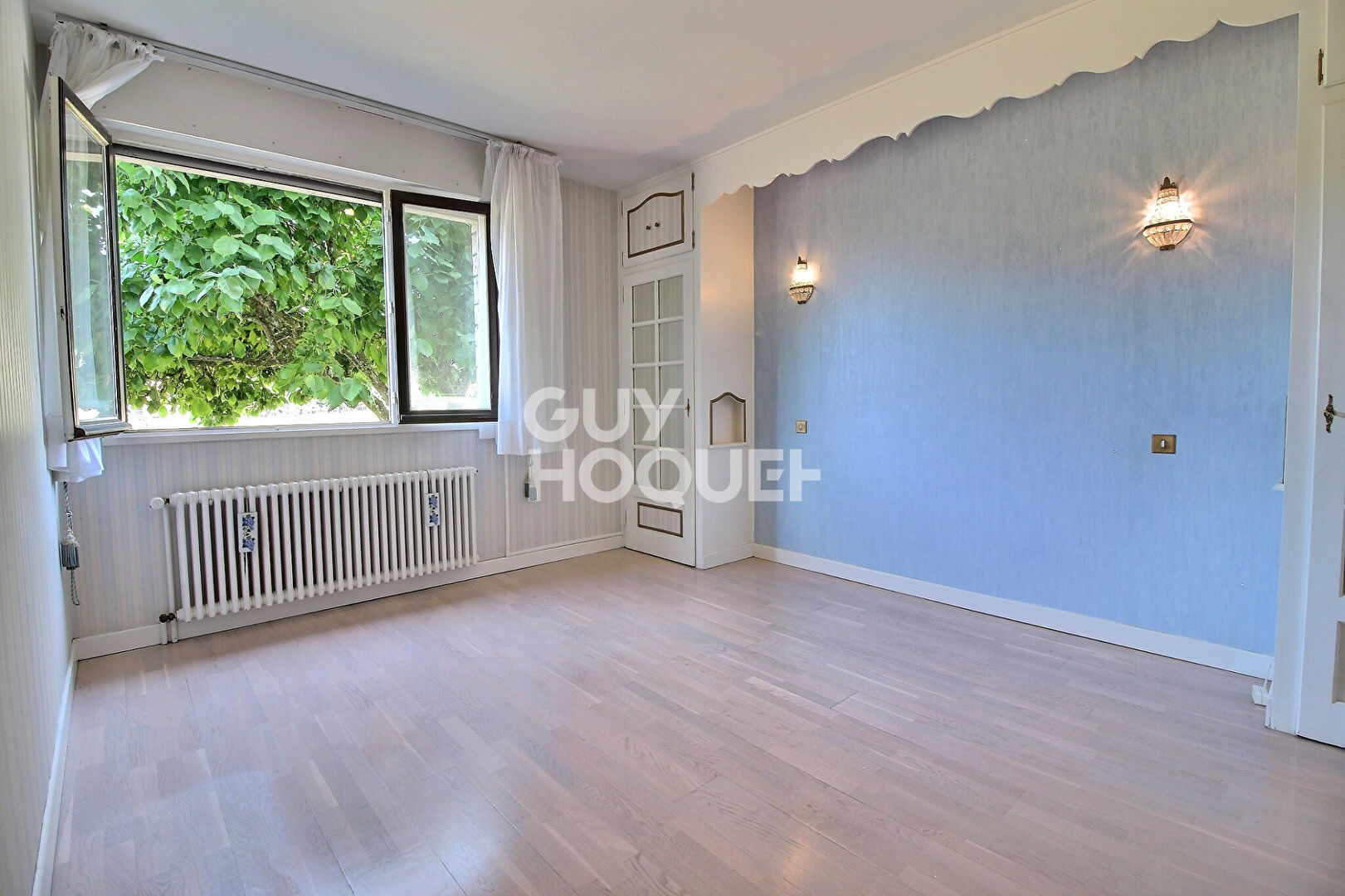 Grande Maison Familiale à FRAISANS