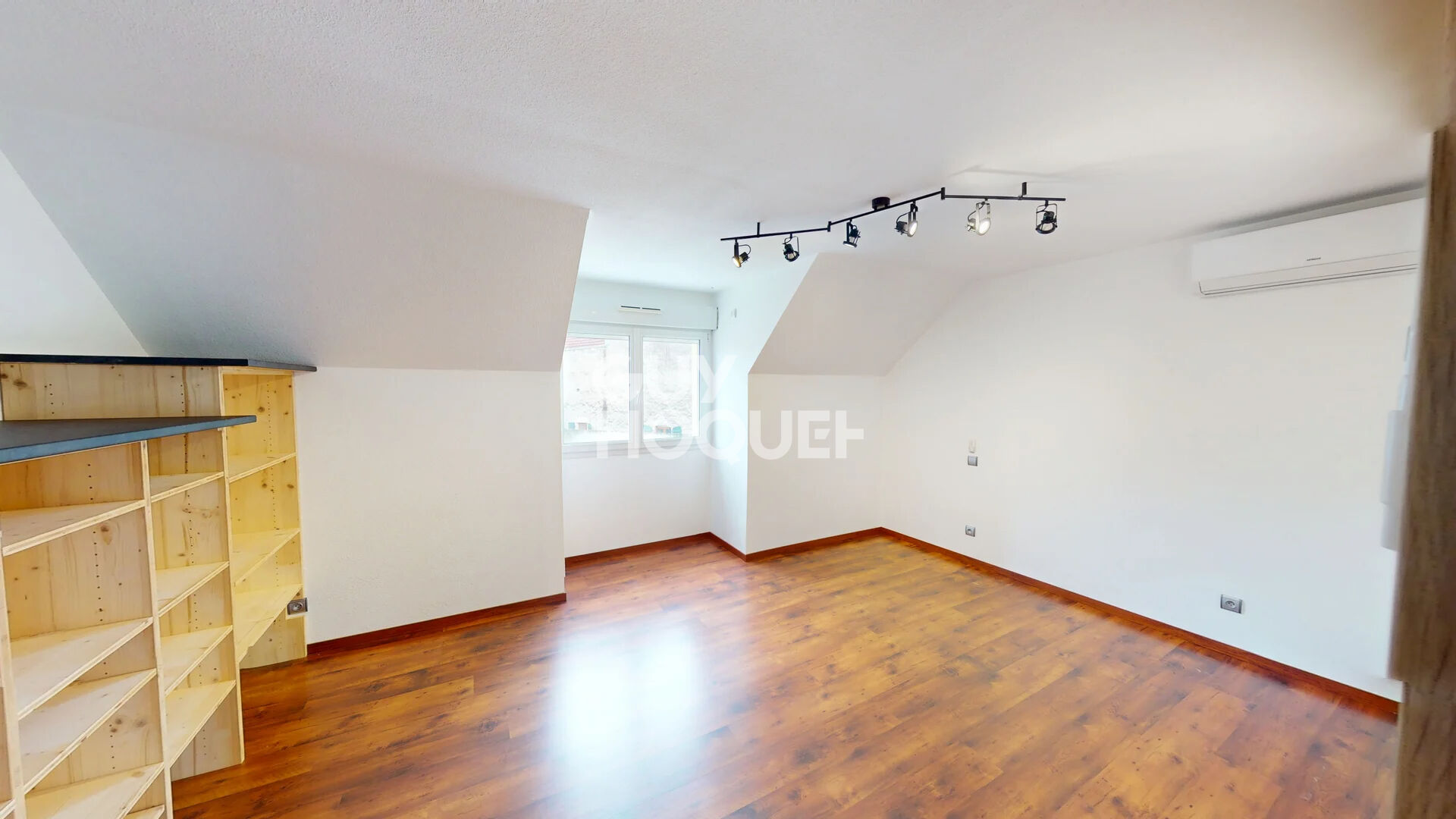 Maison Rosey 7 pièce(s) 240 m2