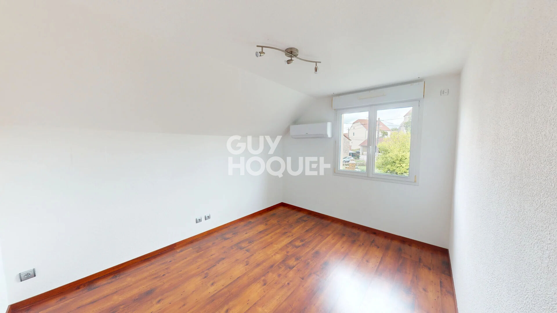 Maison Rosey 7 pièce(s) 240 m2