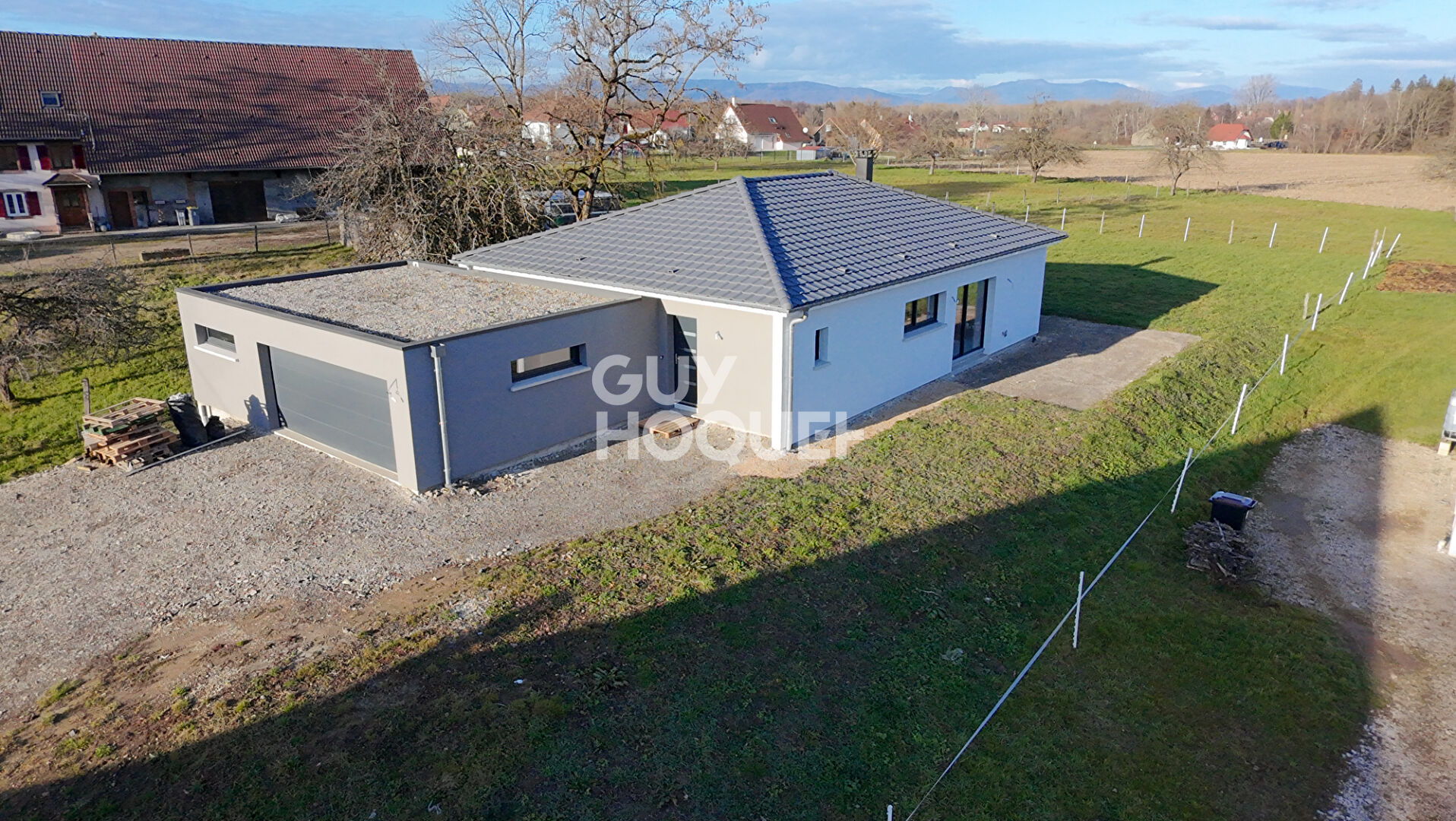 Maison neuve meublée de plain pied 5 pièces 117 m²