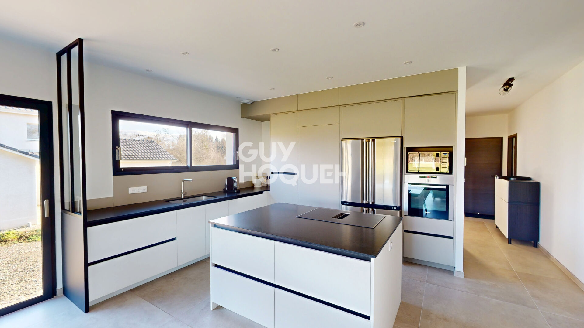 Maison neuve meublée de plain pied 5 pièces 117 m²