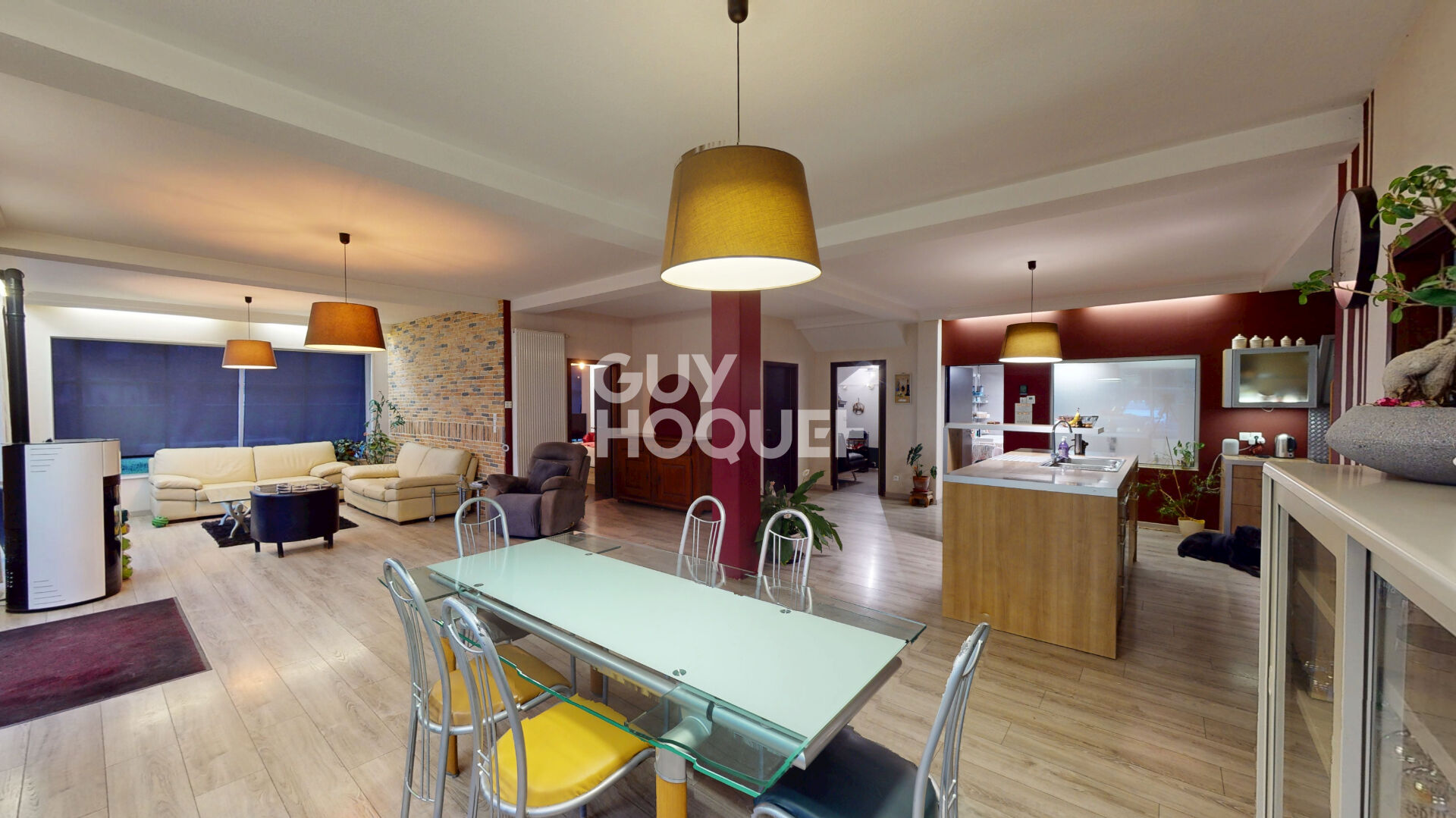 Ensemble immobilier 288 m² avec hangar de 250 m² sur 26 ares