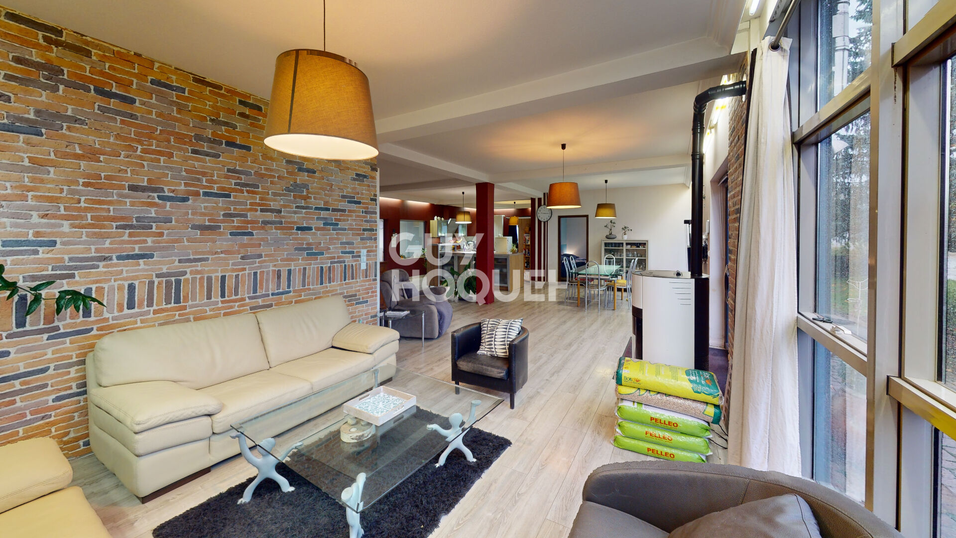 Ensemble immobilier 288 m² avec hangar de 250 m² sur 26 ares