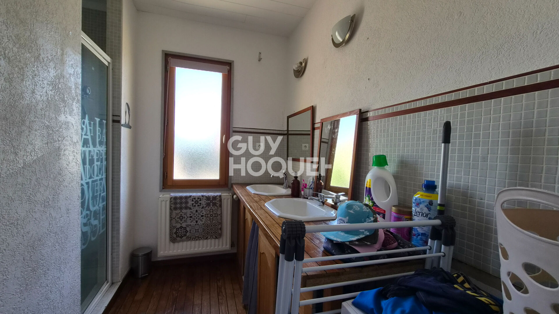 Maison bi famille 7 pièces 185 m² sur 7 ares